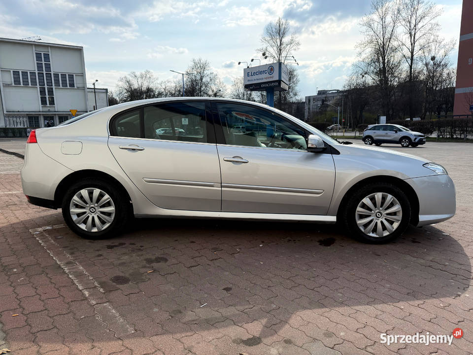 Renault Laguna Długie Opłaty Niski Przebieg 1600cm3 Chorzów