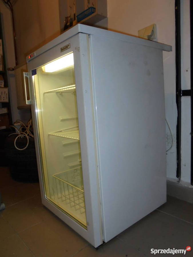 Lodówkęwitrynę chłodniczą Polar sprzedam 59cm