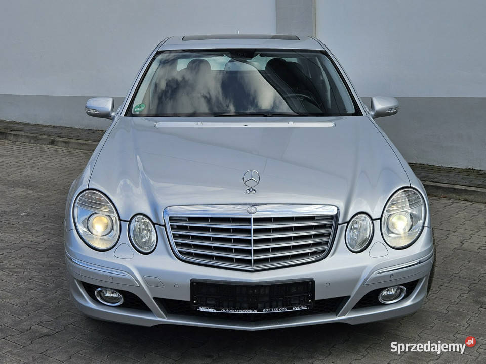 Mercedes E 220 Wzorowy stan Bez korozji Full sprzedam