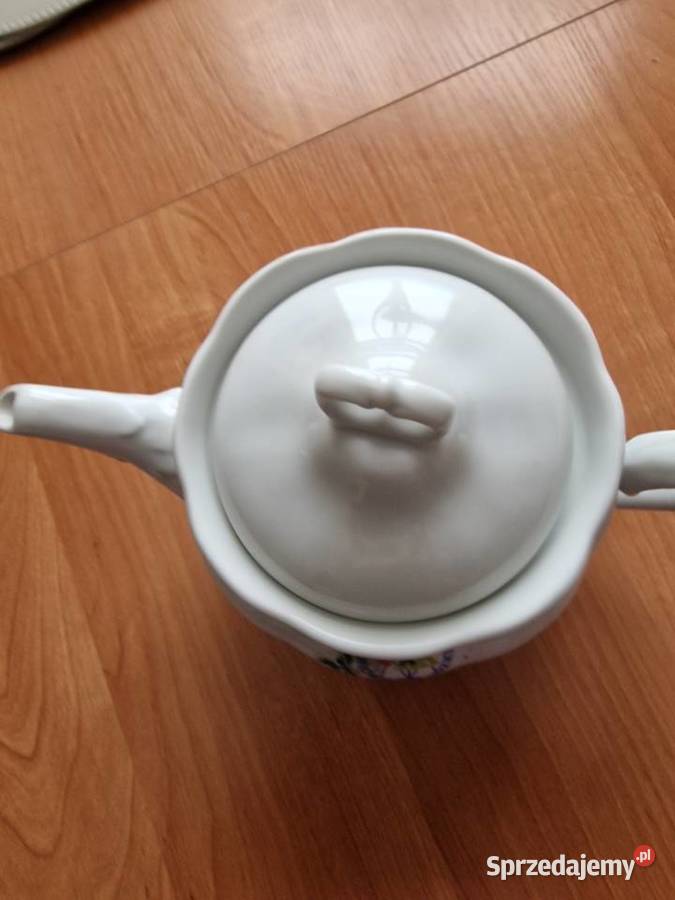 czajnik i talerzyki