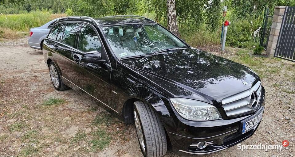 Mercedes C klasa nieuszkodzony