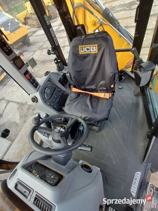 Wynajem koparko ładowarki Wrocław