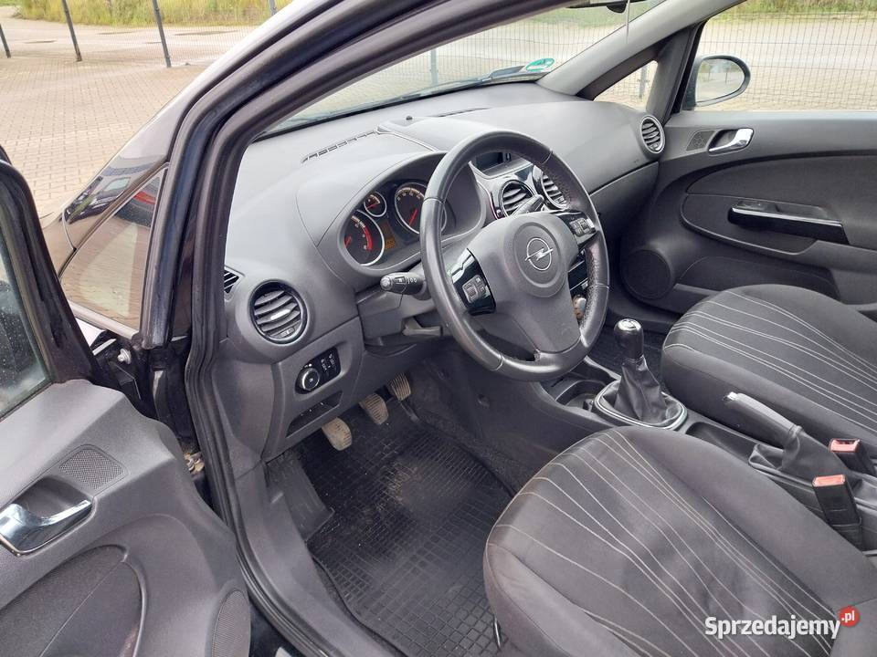 OPEL CORSA 12 benzyna 2010 R 75KM dolnośląskie Wrocław