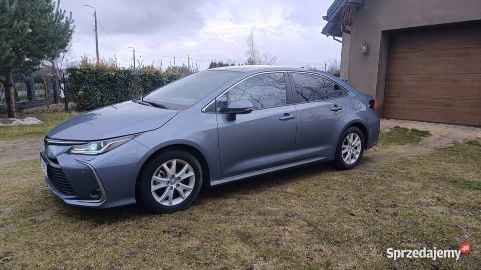 Toyota corolla 16 nowa 33 full led comfort tech benzyna mazowieckie Sochaczew-Wieś