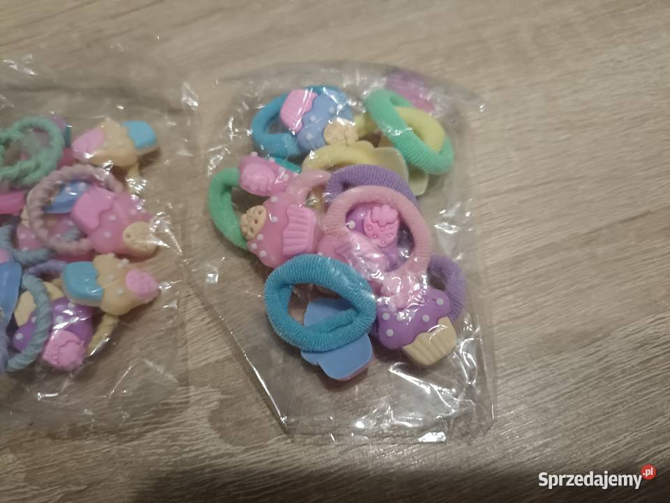 Zestaw 30 gumeczek do włosów pomorskie