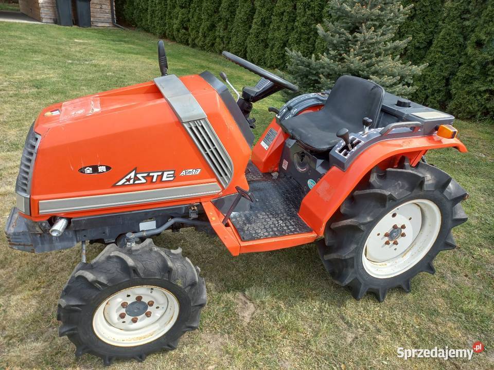 Kubota aste a17 Napęd 4x4 Radom