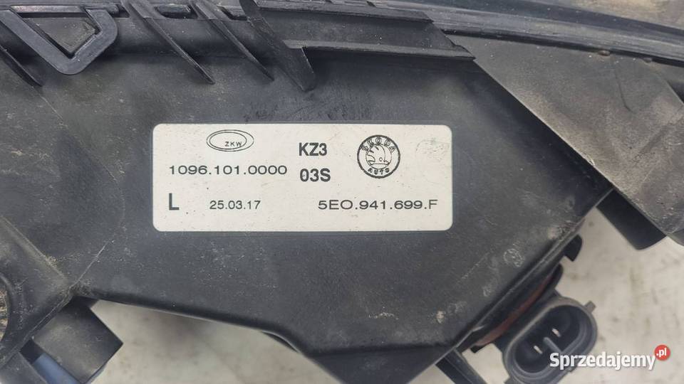HALOGEN LEWY SKODA OCTAVIA III 5E0941699F Pozostałe Lipno sprzedam