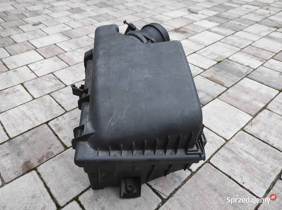 Obudowa filtra powietrza Volvo 25T 8649673 XC70