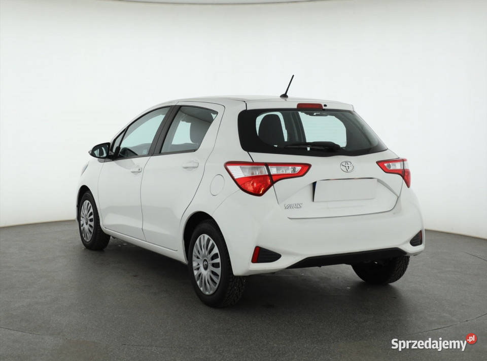 Toyota Yaris 15 Dual VVTi isofix Piaseczno