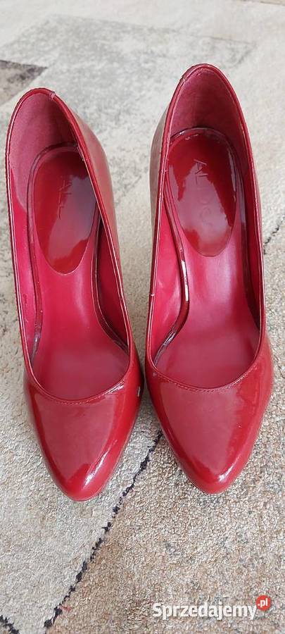 piękne i seksowne czerwone czółenka Warszawa