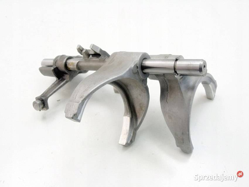 Widełki wybierak skrzyni biegów 10 12 12V osobowe Części samochodowe śląskie Sosnowiec