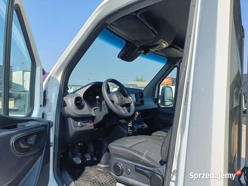 MERCEDESBENZ SPRINTER 519 CDI 2022 195000 ccm Warszawa