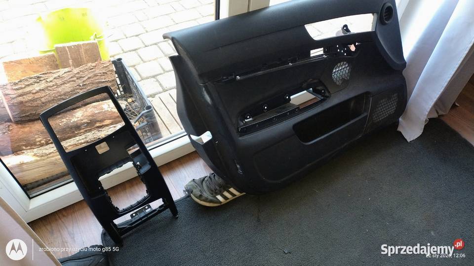 Boczek lewy przód czarny skóra Audi A6 C6 4F dolnośląskie Lubin sprzedam