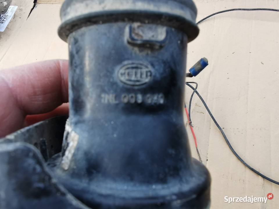 lampa przeciwmgłowa hella 1nl 008 090 prawa lewa Rok produkcji 2008