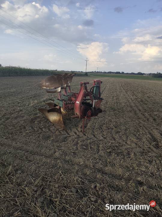 Pług obrotowy KVERNELAND