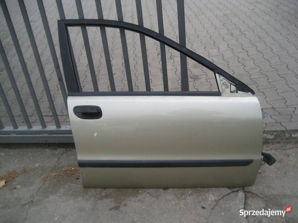 volvo s40 v40 lift 0004r drzwi przód prawe kod wielkopolskie Rakoniewice