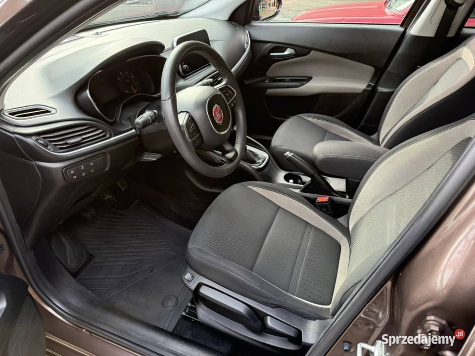 Fiat Tipo 14 TJet 16v Lounge EU6 Szczecin