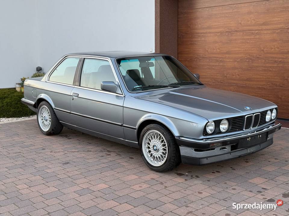 BMW Seria 3 BMW E30 325e ETA radio łódzkie Pabianice