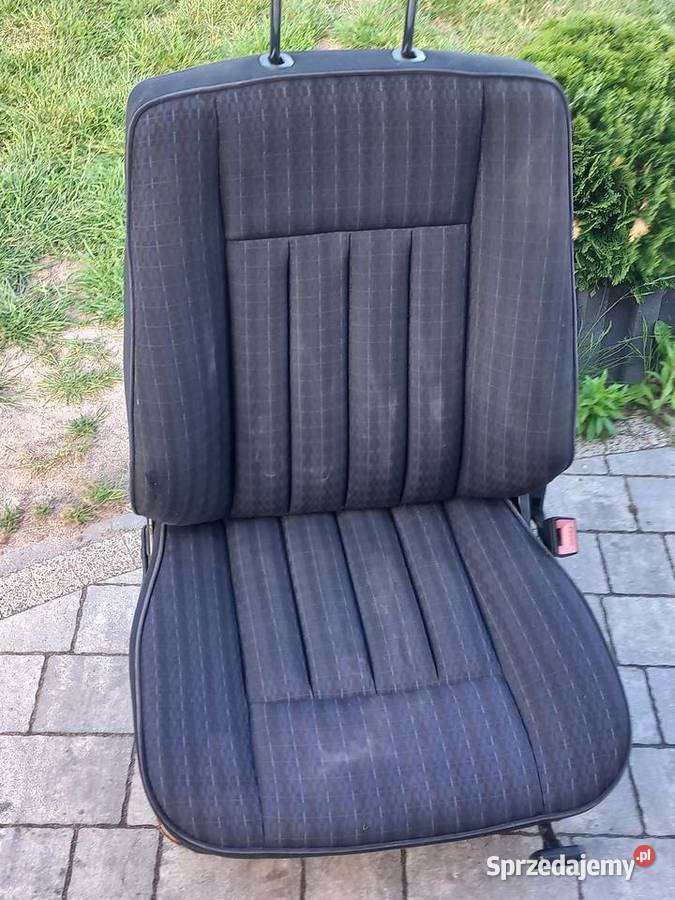 MERCEDES W124 FOTEL PASARZERA CZARNA KRATKA osobowe Sawin