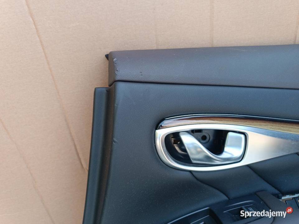 BOCZEK TAPICERKA DRZWI PRAWY TYŁ INFINITI M37
