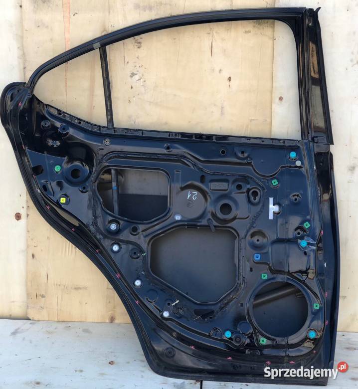 DRZWI TYLNE LEWE TYŁ LEXUS IS220 IS250 II 0513 Skołoszów