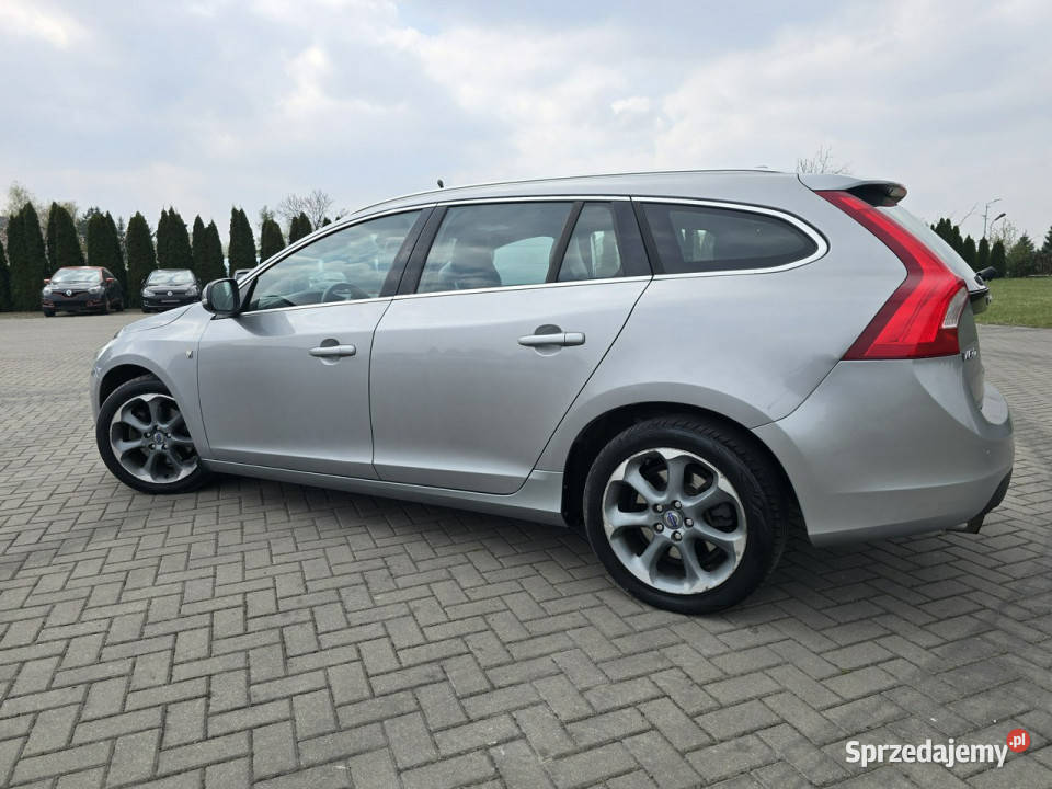Volvo V60 16hdi Ocean RaceNaviSerwisSkóryKlimatr 115KM Kutno