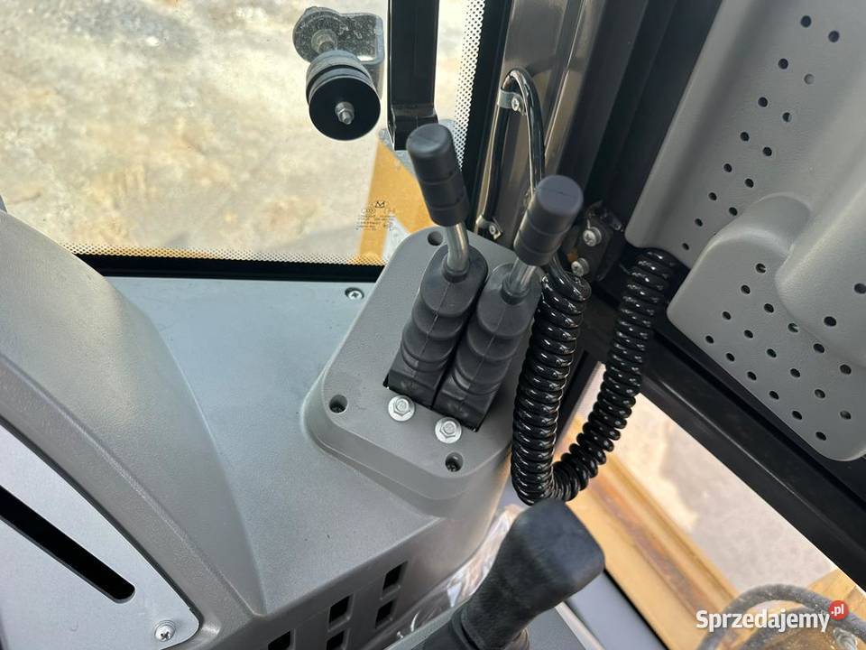 Refundacja 50 Nowy MAXUS Cummins 4cx 4x4 koparko łódzkie
