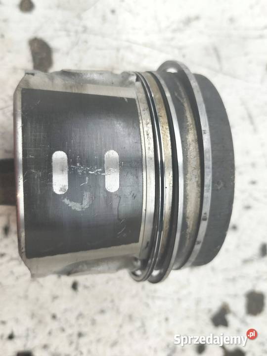 TŁOK KORBOWÓD 75L101 16 HDI Ford Fiesta Mk7