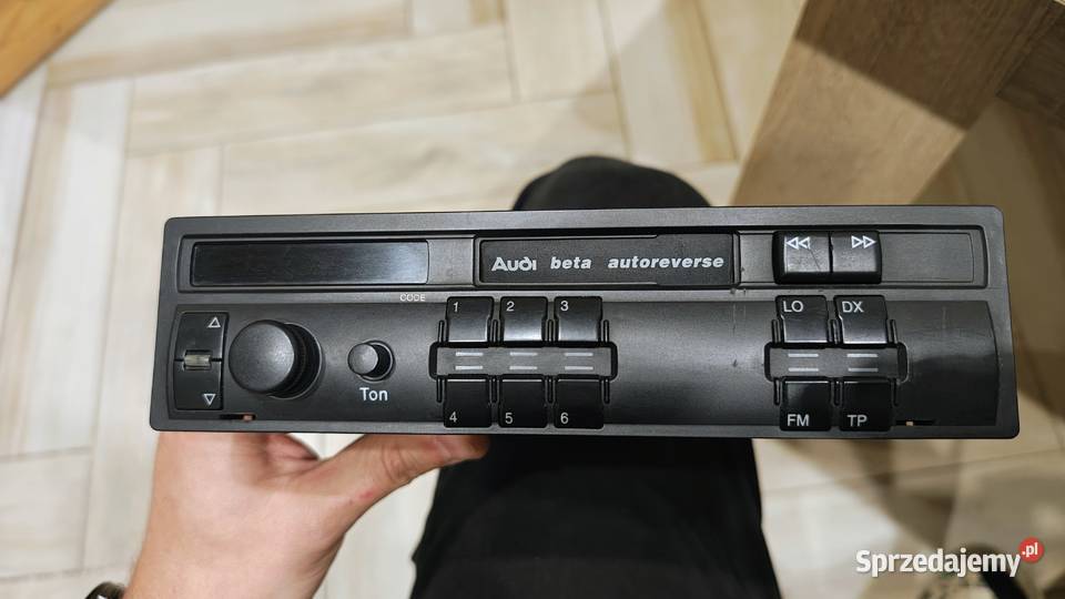 Radioodtwarzacz Audi Beta CC 4D0035152
