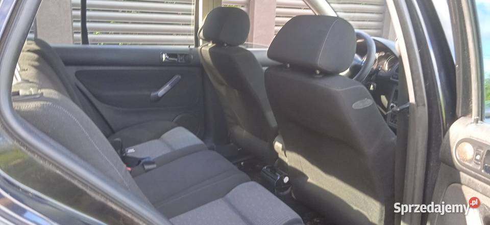 GOLF 4 16 BENZYNA benzyna Chełmża sprzedam