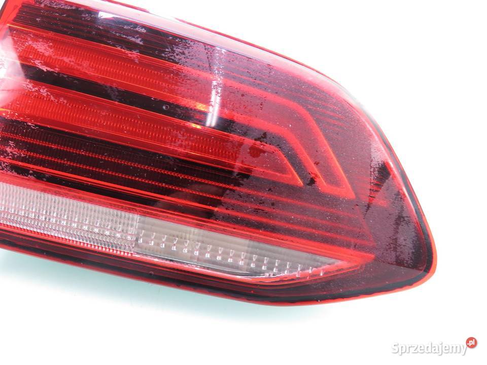 LAMPA LEWA TYLNA KLAPA VW GOLF VII Variant