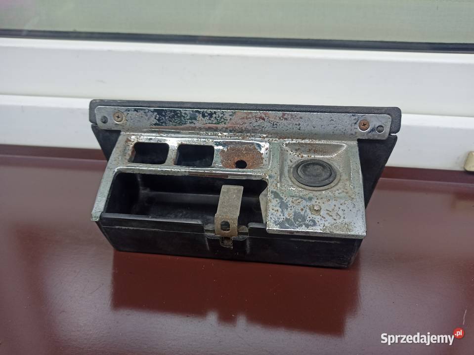 Mercedes W124 Beczka popielniczka