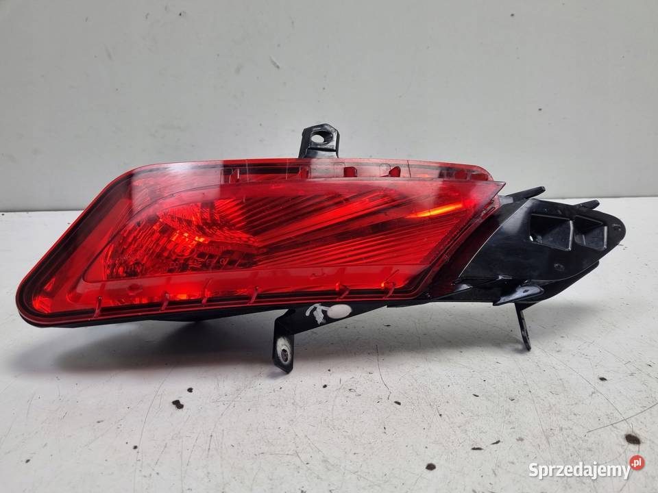 Volvo XC60 LIFT 1317r TYLNIA TYLNA LAMPA osobowe