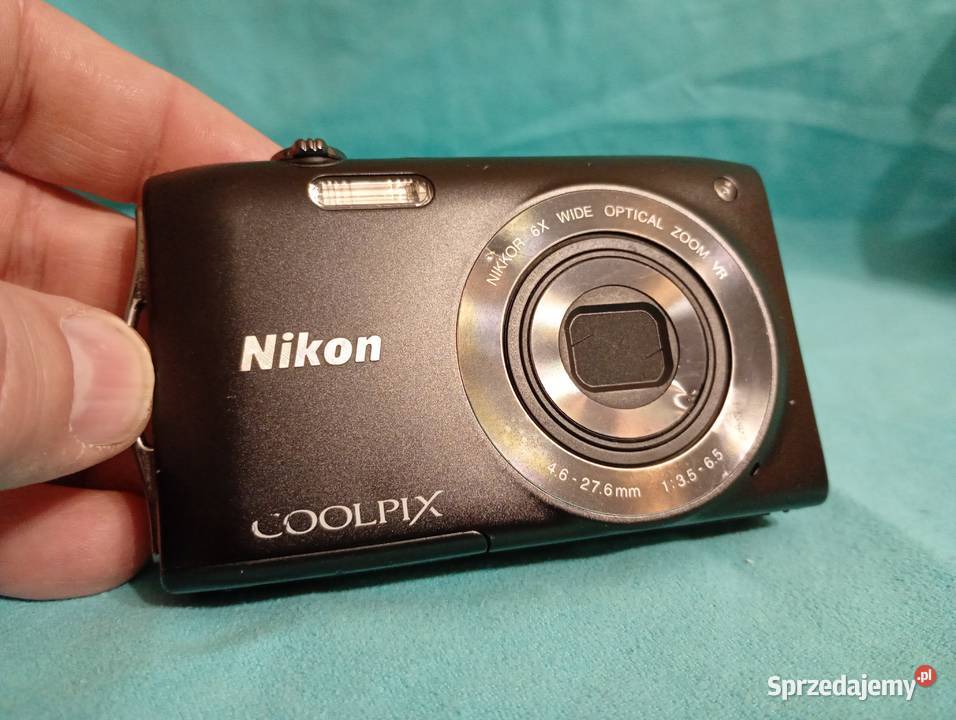 Czarny Nikon Coolpix S 3300 Każdy go chce mieć Katowice