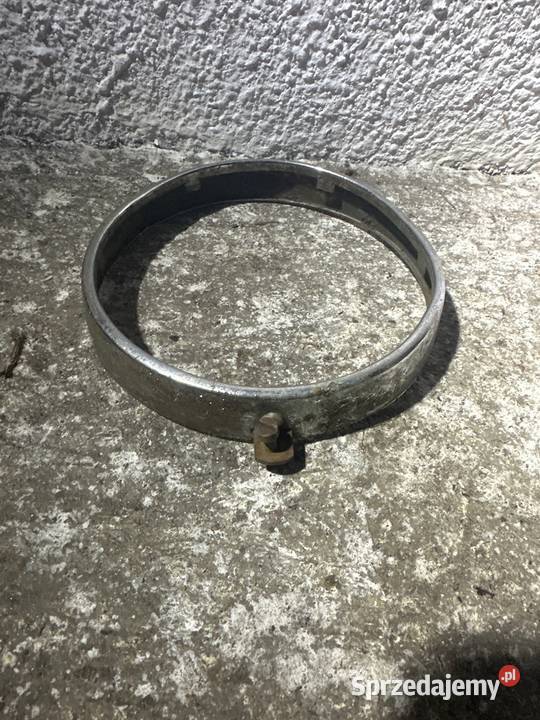 Ramka lampy przedniej motoru Części samochodowe Gliwice