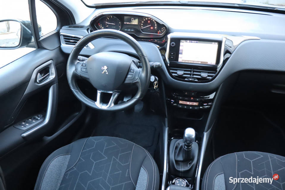 Peugeot 2008 12 PureTech wielofunkcyjna kierownica Zabrze