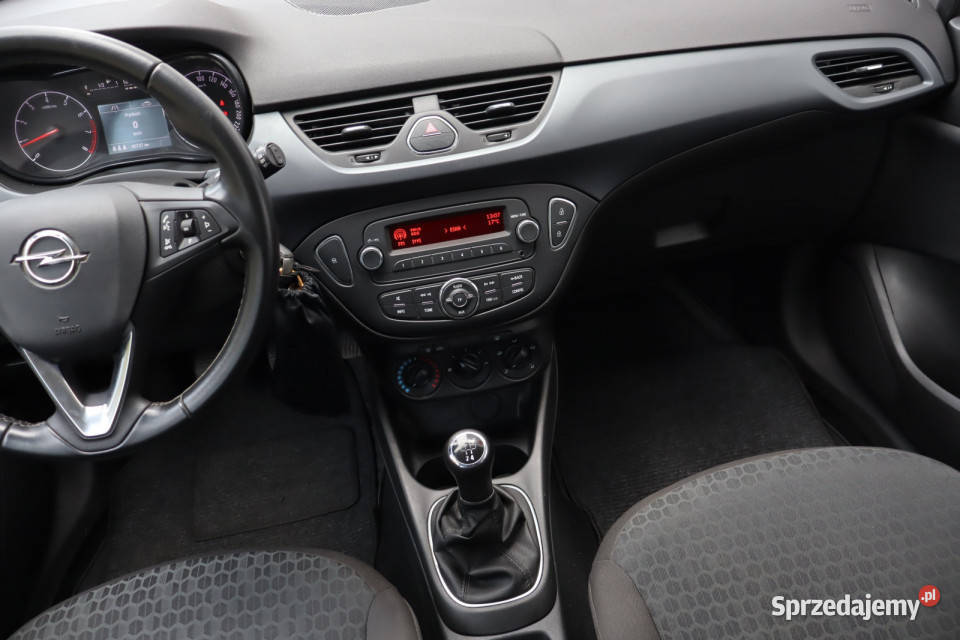 Opel Corsa 14 wielofunkcyjna kierownica