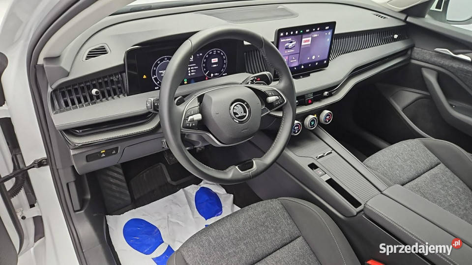 koda Superb 15 TSI mHEV Essence DSG Z Polskiego nieuszkodzony