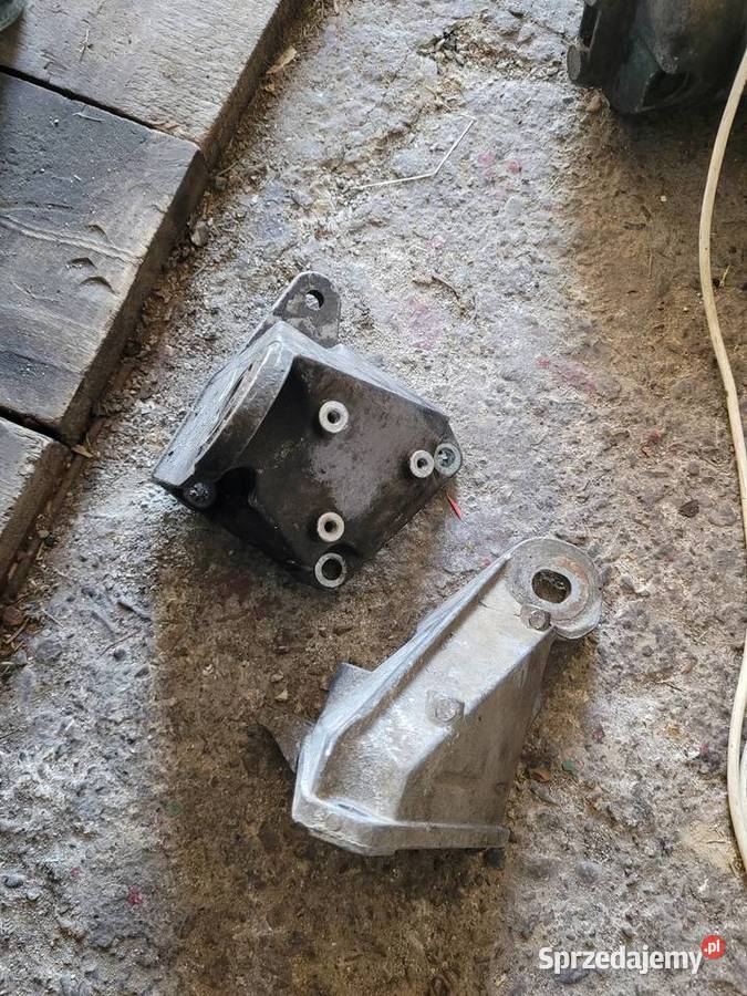 Łapa skrzyni biegów passat b5 3B0399113AS Motoryzacja Krosno