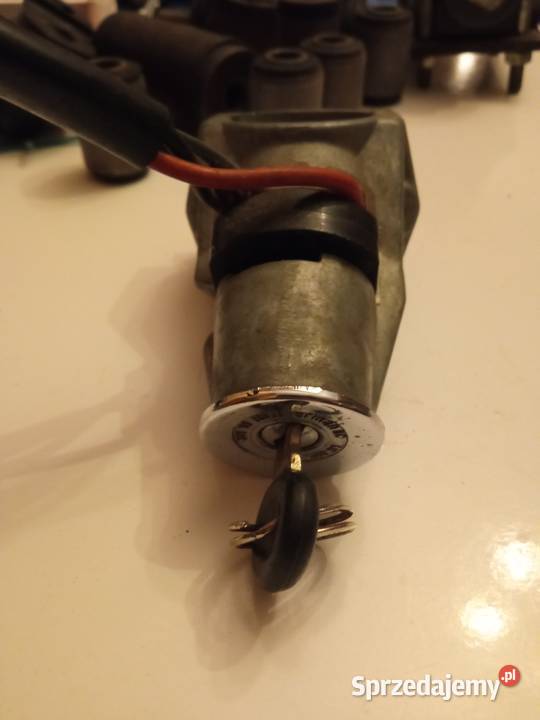 Stacyjka 4 piny PolonezFiat125 Ryki