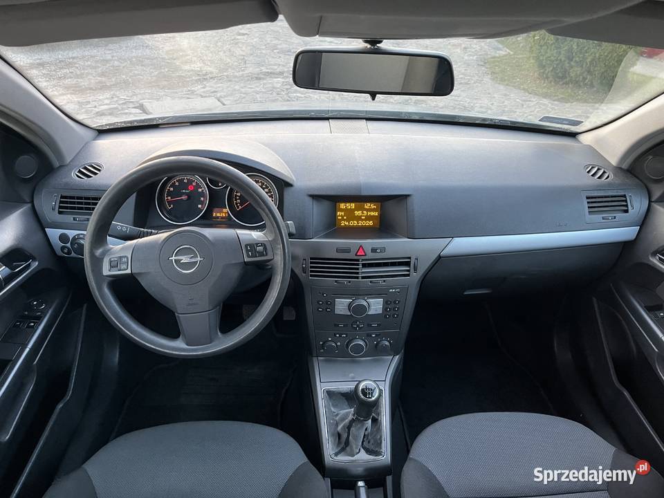 Opel Astra 16 Benzyna Klimatyzacja lakier metallic Suwałki sprzedam