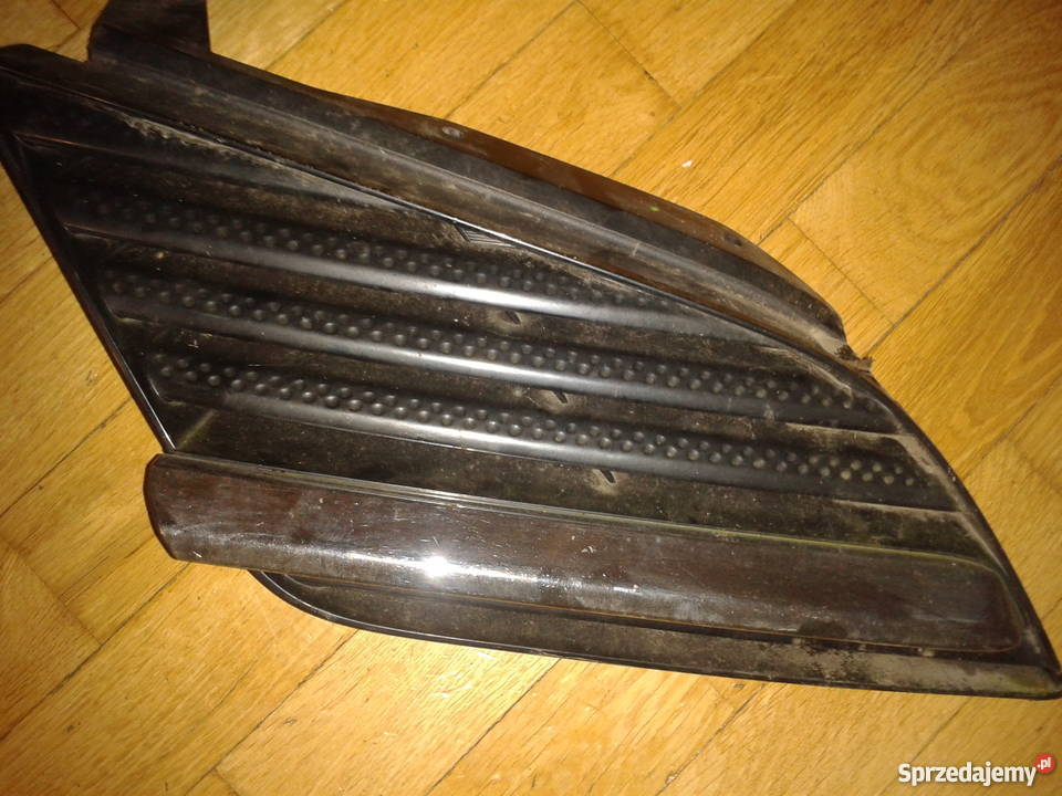 ATRAPA GRIL PRAWY LEWY NISSAN PRIMERA P12 0207 Karoseria Bielsk Podlaski