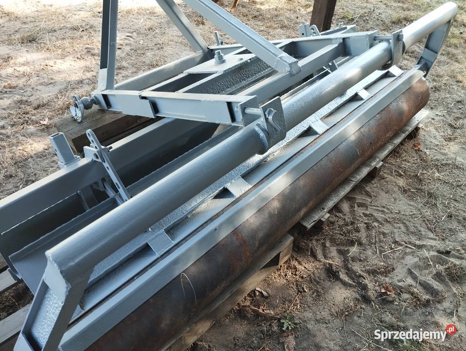 Równiarka do podłoża jeździeckiego nieuszkodzony Łódź