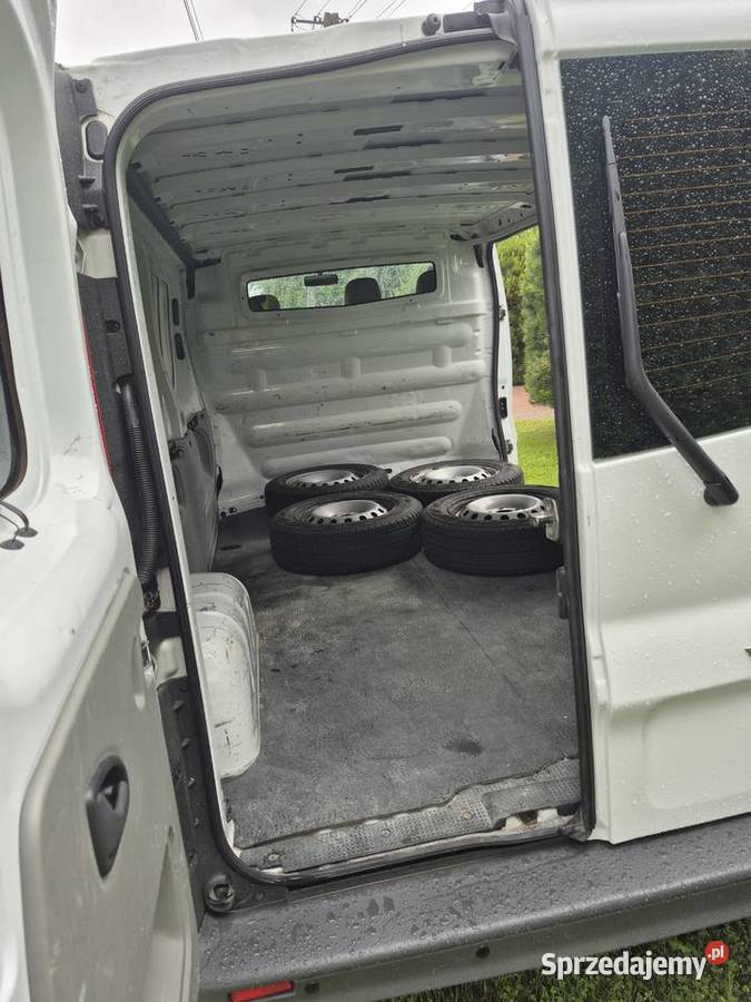 Sprzedam Opel Vivaro 20 CDTI ładny długi klima Wojnicz sprzedam