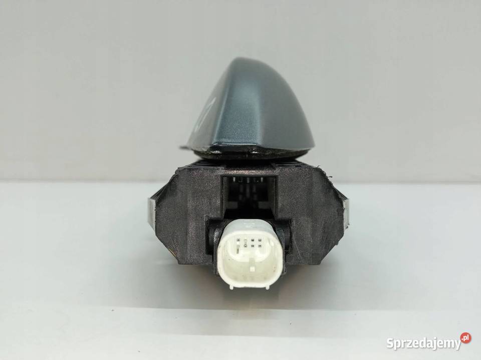 KLAMKA ZEWNĘTRZNA LEWA TYŁ KEYLESS 8V0839885 Części samochodowe