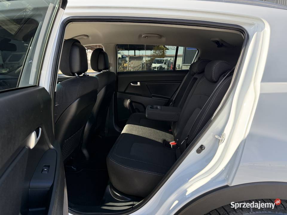 Kia Sportage 16 BENZYNA Klimatronik Nawigacja czujnik parkowania Konin