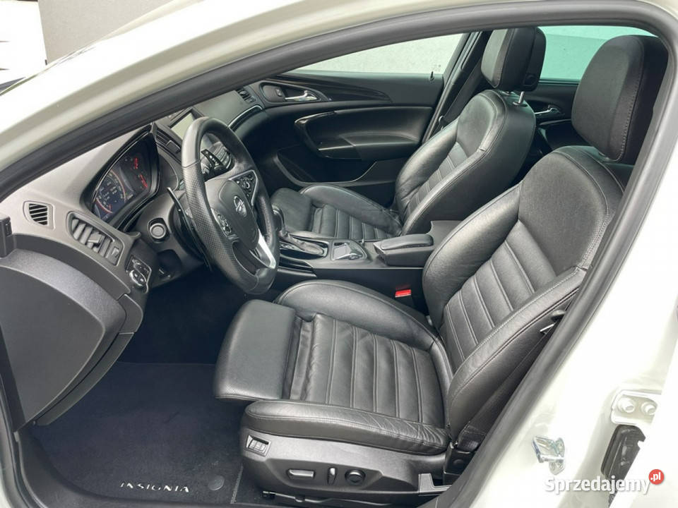 Opel Insignia 20 CDTI 195 Klimatronic Automat światła przeciwmgielne Strzegom