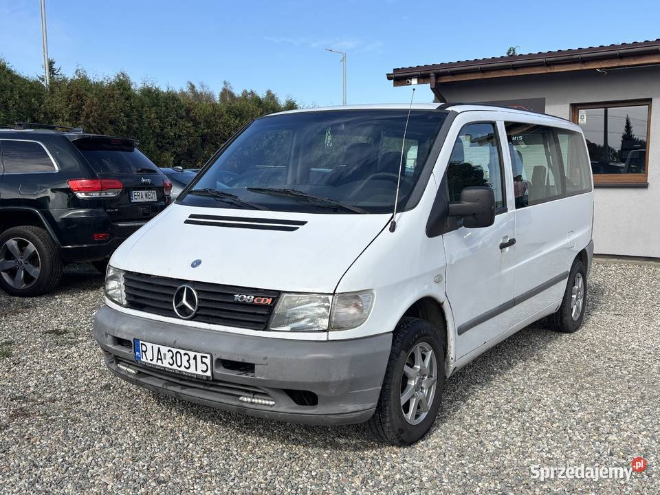 MercedesBenz Vito Przystosowany do przewozu światła przeciwmgielne Mercedes-Benz Paniówki