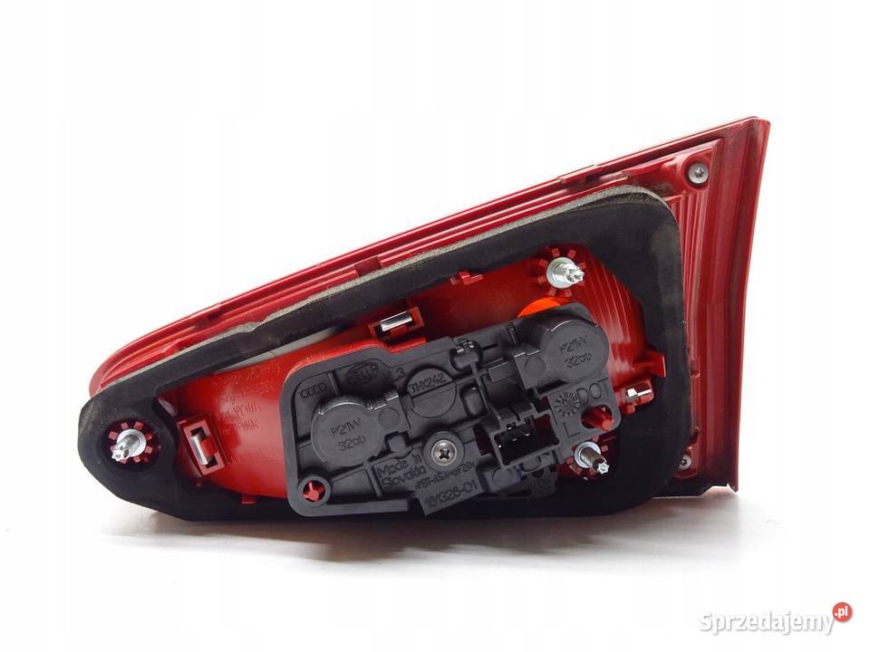 LAMPA LEWA LEWY TYŁ TYLNA W KLAPE AUDI A4 B8 sprzedam