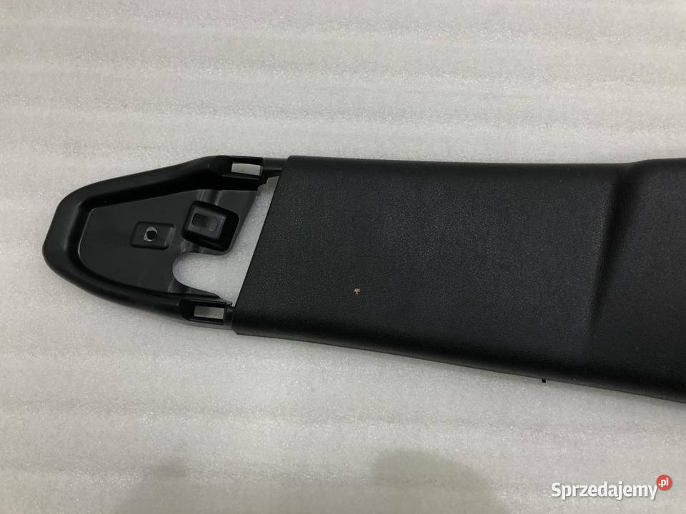 OSŁONA SŁUPKA B LEWA DACIA SANDERO I 8200823418